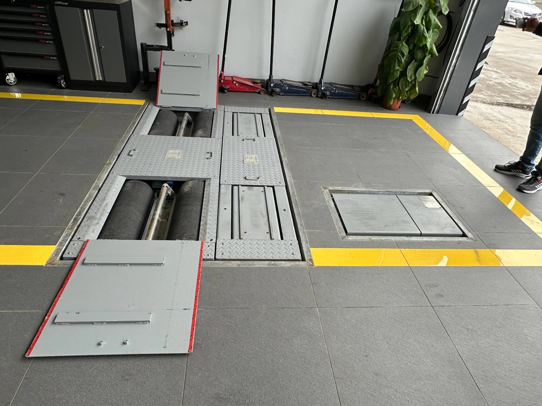 Voertuigproeflijn Combo Roller 4 in 1 Voertuigproeflijn met innovatief ontwerp van de rembankdek