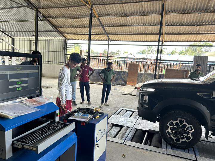 5-in-1-rollenremtester met 4000 kg maximale asbelasting Gepatenteerde zandroller en industriële besturingscomputer