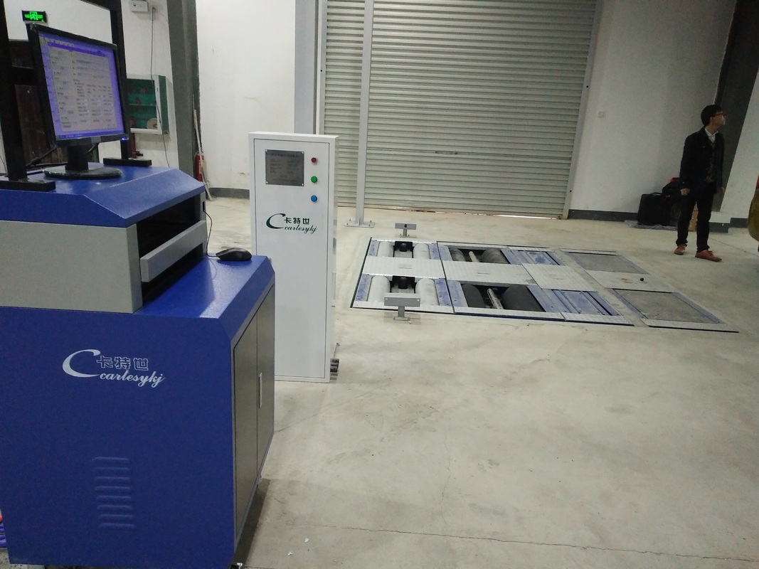 5-in-1-rollenremtoetser met maximale asbelasting van 4000 kg, dubbelzijsplaten en industriële bedieningscomputer voor voertuigtestlijn