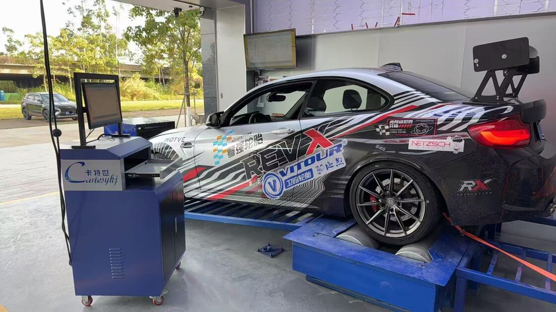 Voertuigchassisdynamometer met 4 ton belasting, maximaal absorptievermogen van 160 kW en maximale asbelasting van 3000 kg voor prestatietests in de automobielsector